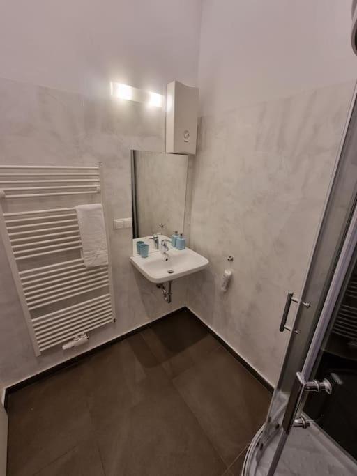 Sissi Royal Suite - Inner City 4 Bedroom Apartment Vienna Exterior photo