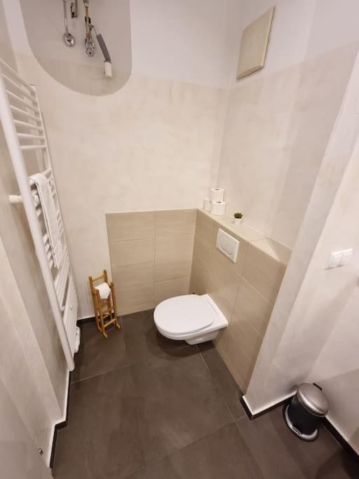 Sissi Royal Suite - Inner City 4 Bedroom Apartment Vienna Exterior photo