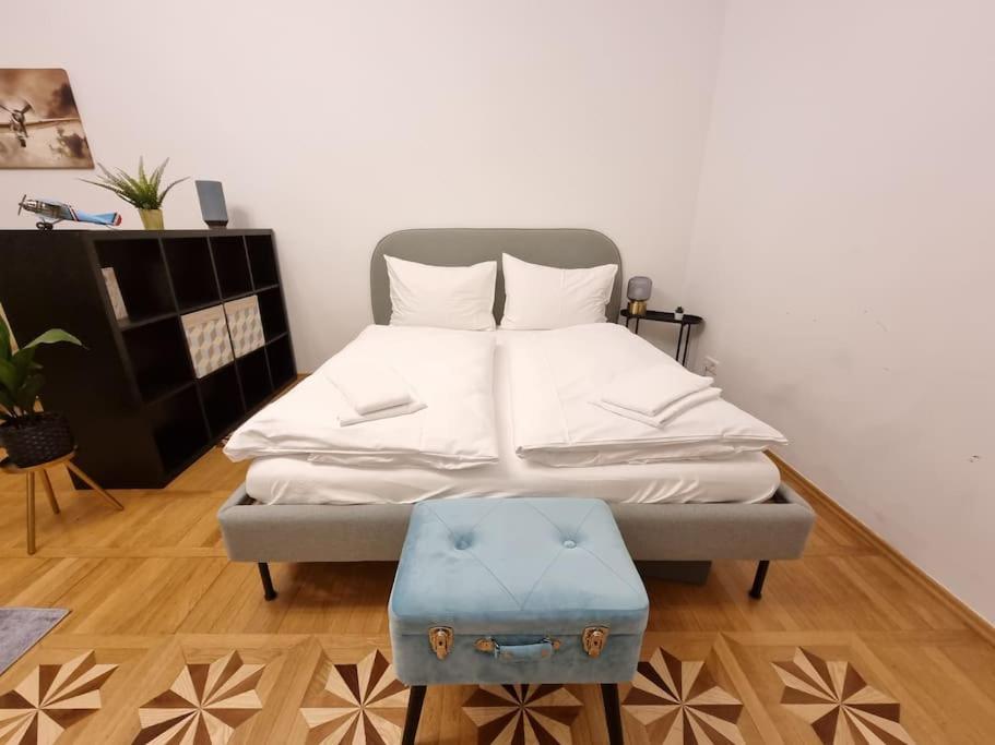 Sissi Royal Suite - Inner City 4 Bedroom Apartment Vienna Exterior photo